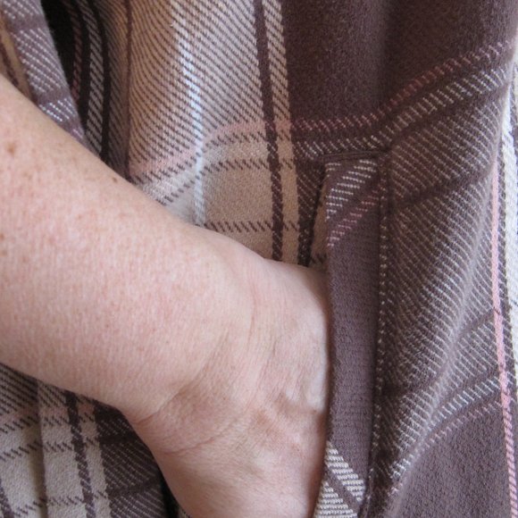 Aerie Offline Flannel Button Down Shacket - Like New - Picture 9 of 11